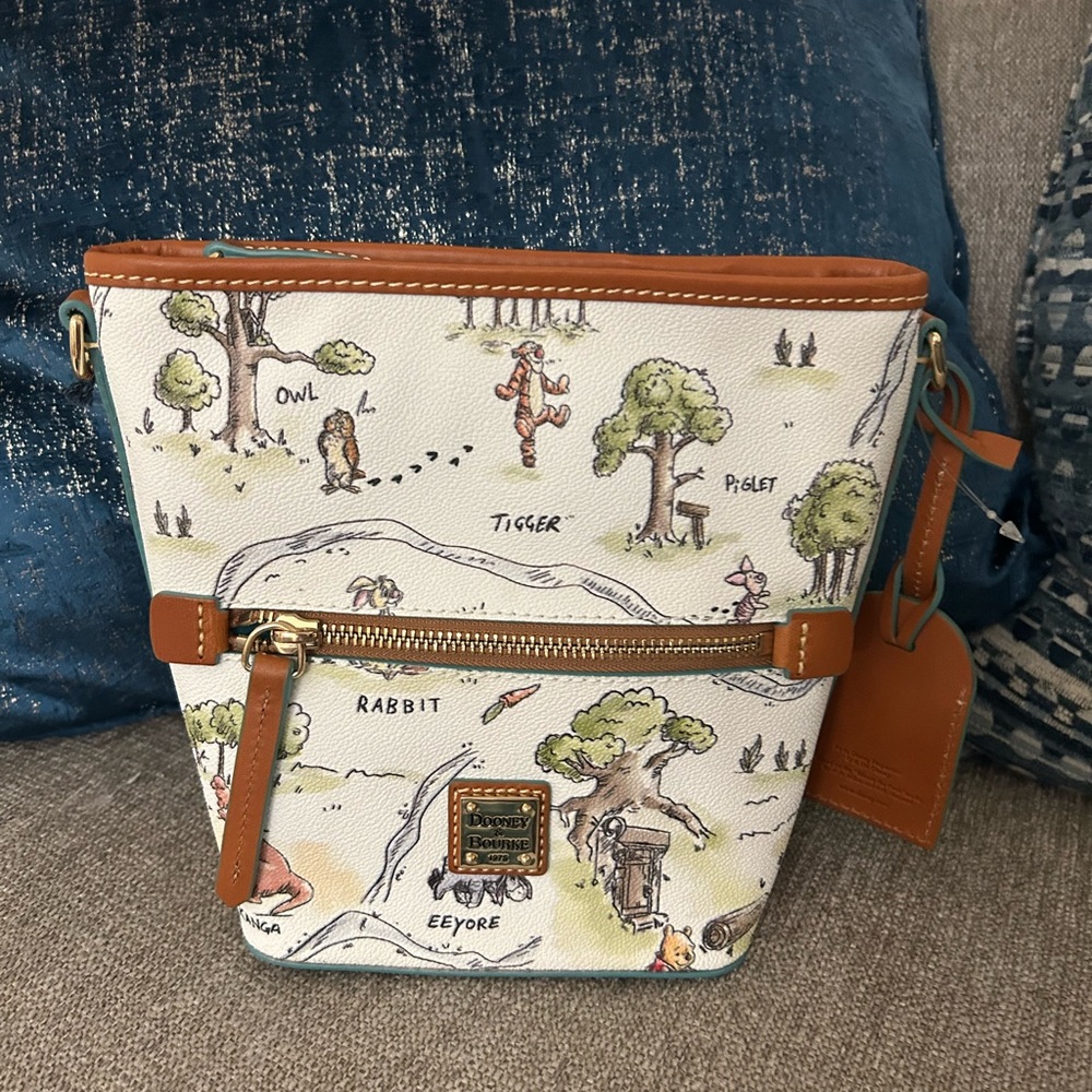 Winning the Pooh crossbody